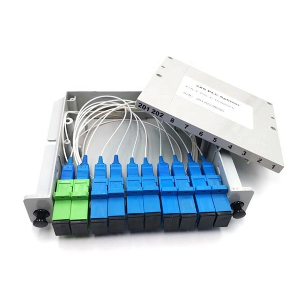 How to use a data center network cabinet