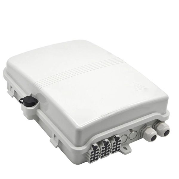 Multi-circuit lighting box distribution box